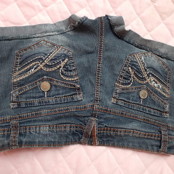 Jean Shorts - Picture 3 of 4